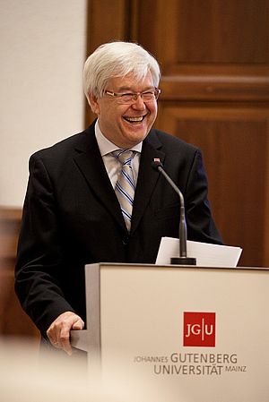 Vorstandsmitglied Prof. Dr. Stephan Füssel, Lehrstuhlinhaber Buchwissenschaft Mainz